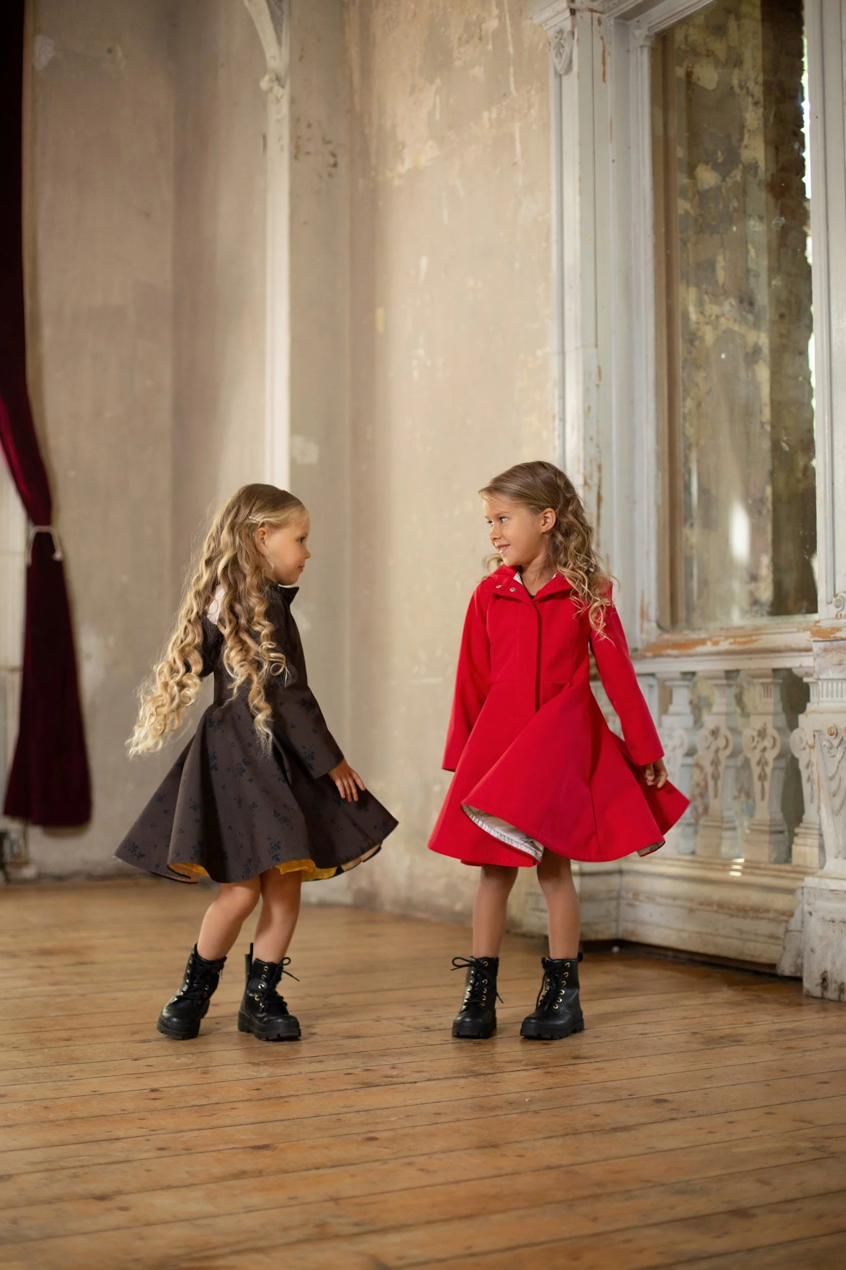 Fitted and Flared Coat for Girls in Bright Red  | Queen of Hearts - Image 5